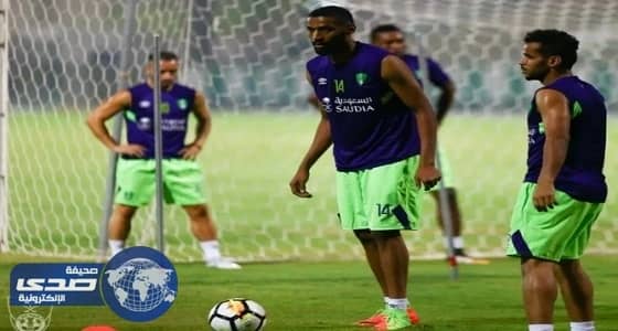 الأهلي يعاقب المهاجم مهند عسيري