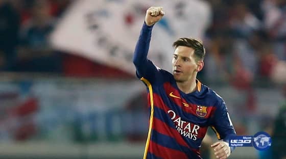 شاهد.. شاب يدفع سيدة أمام عجلات المترو