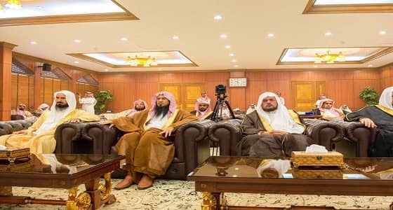 بالصور.. سماحة المفتي العام للمملكة يفتتح برامج تعزيز الأمن الفكري لديوان المظالم