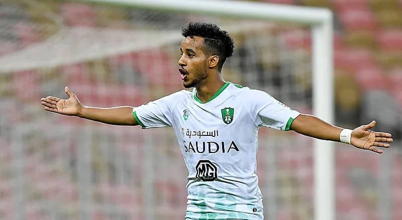 رسالة من غريب لجماهير الأهلي 