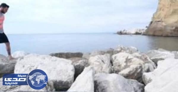 بالفيديو.. اختراع جديد لحماية القدمين على الشواطئ