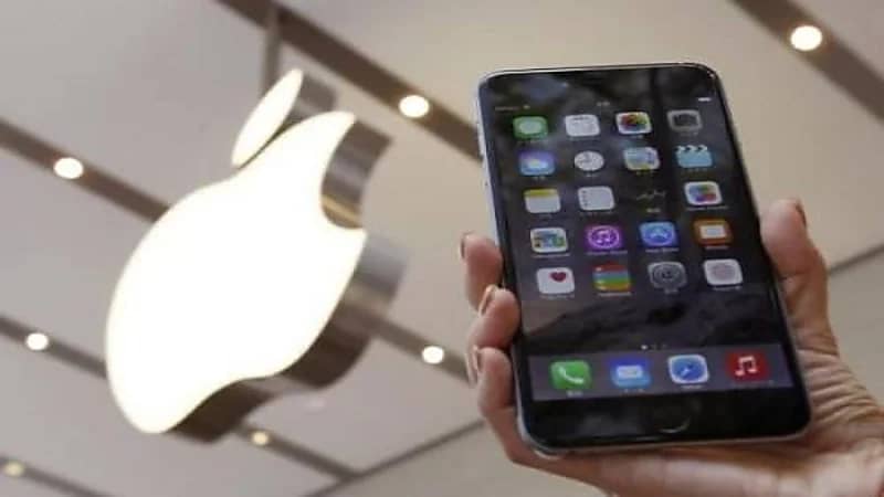 "أبل" تطالب مستخدمي iOS 15.6 بتحديث النظام
