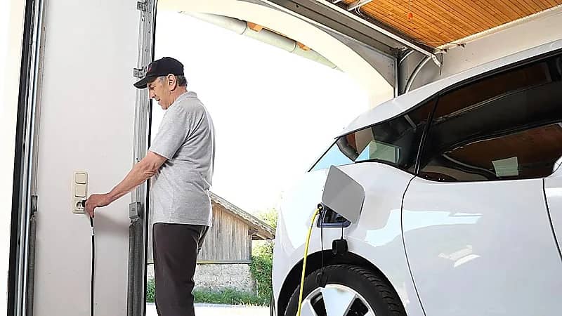 طرق متنوعة ومختلفة لشحن السيارات الكهربائية