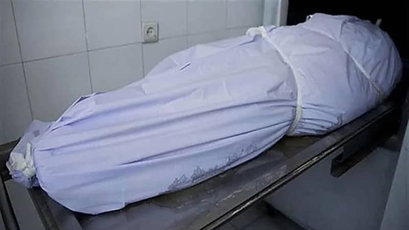 العثور على جثة شاب داخل شقته 