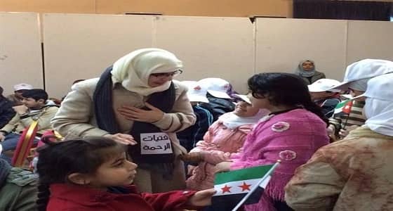  بالصور.. رحلة مكوكية لفتاة سعودية لدعم الأطفال اللاجئين حول العالم