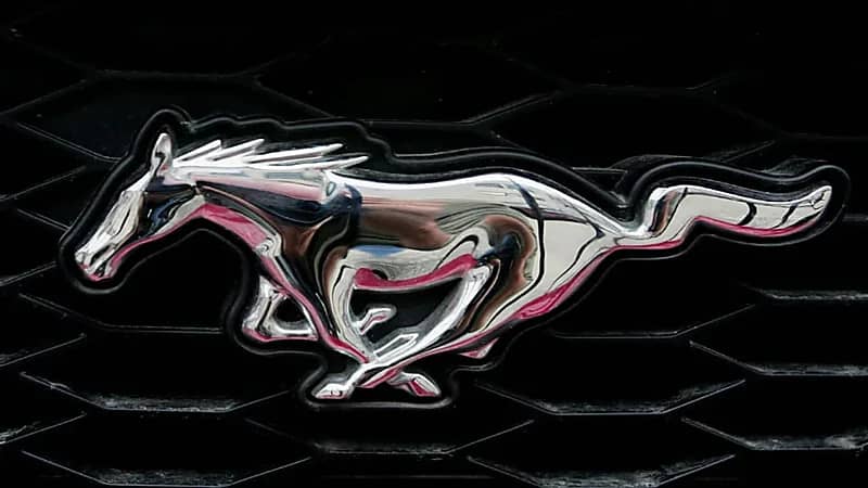 بالفيديو.. فورد تكشف عن موستنج 2024 بمحرك V8