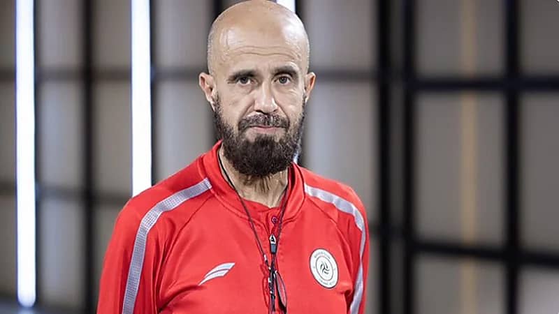 الشباب يوافق على اعتذار المدرب عبداللطيف الحسيني عن عدم الاستمرار