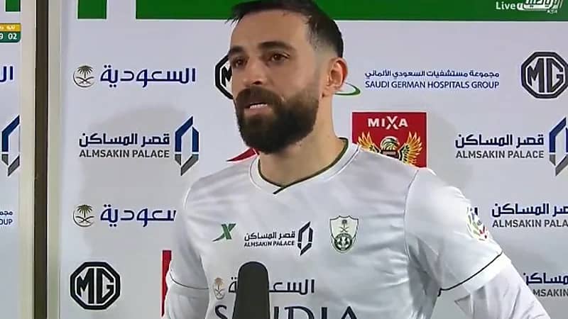 بالفيديو.. لاعب الأهلي: كنا مضغوطين في الشوط الأول بسبب الرياح