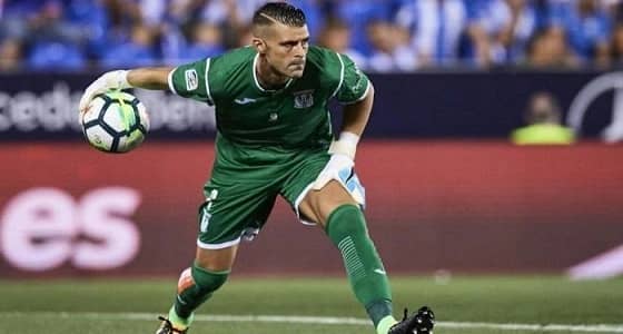 حارس ليجانيس عن سلوك لاعبي برشلونة: عمل قبيح