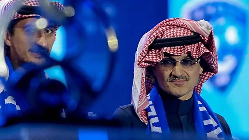 الهلال يقترب من صفقة إيزاك بدعم من الأمير الوليد بن طلال
