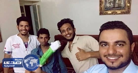 يمنيون يصنعون طرف من طابعة " ثلاثية الأبعاد "