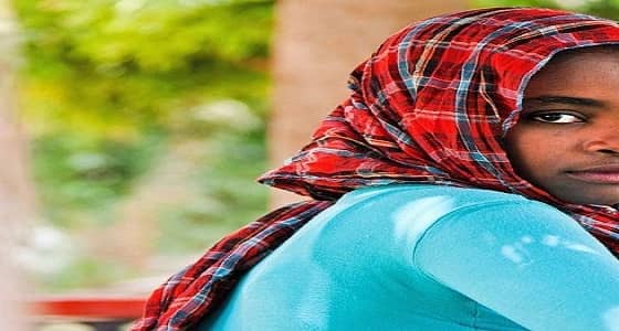 القبض على سودانية استغلت قاصرات دفعن شرفهن مقابلا للمخدرات