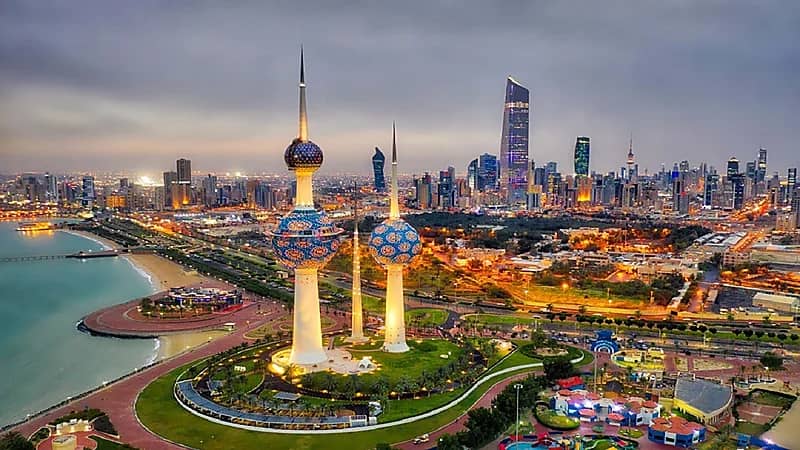 طالبت بمنع الاختلاط.. "وثيقة القيم" تثير جدلًا في الكويت