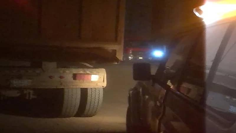 ضبط قائد شاحنة ارتكب مخالفات مرورية وعرض حياة المواطنين للخطر