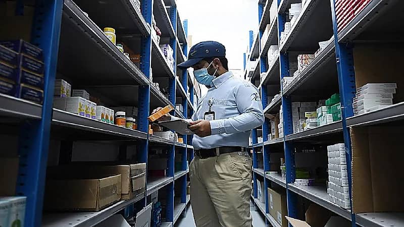"الغذاء والدواء": نتابع التزام المنشآت بنظام توفر الأدوية وعقوبات مالية على المخالفين