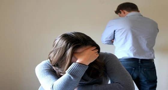 مصرية تعترف: زوجي هجرني ليمارس الشذوذ الجنسي مع سائح ألماني