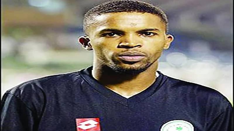 مدرب الاتحاد يكلف مبروك زايد لتجهيز حراس مرمى الفريق بتدريبات خاصة