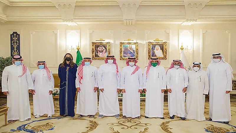 بالصور.. وزير الرياضة يُكرّم الفائزين بكأس العالم للراليات