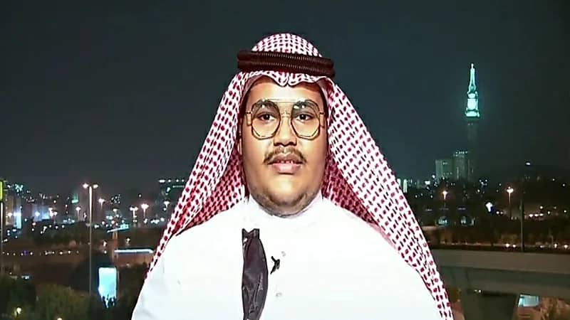 بالفيديو.. شاب سعودي يبتكر سوار لتقليل حالات الغرق