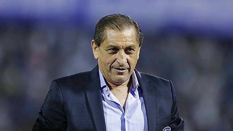 الهلال يكثف جهوده لتجهيز "عطيف"