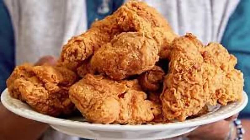 مكافأة رياضيين كوريين متوّجين بذهبيتين في أولمبياد بكين بدجاج مقلي