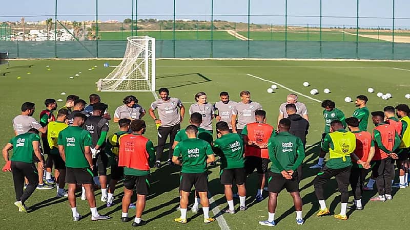 البريك يتعرض لوعكة صحية والأخضر يواصل استعداده لمواجهة فنزويلا