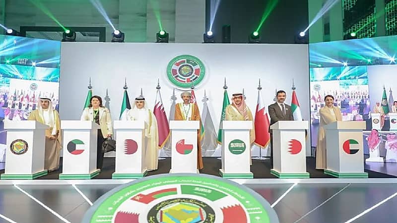 "الحقيل" يعلن تدشين "كود البناء الخليجي"