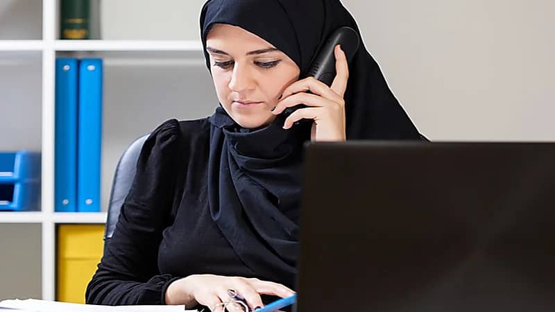 "دراسة " تكشف أسباب احتياج الشركات إلى النساء في مكان العمل