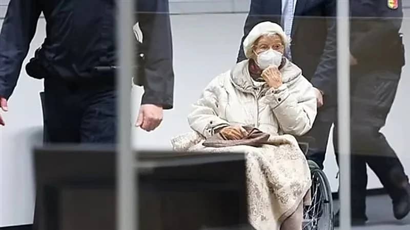 محاكمة عجوز عمرها 97 عاما بسبب الحرب العالمية الثانية