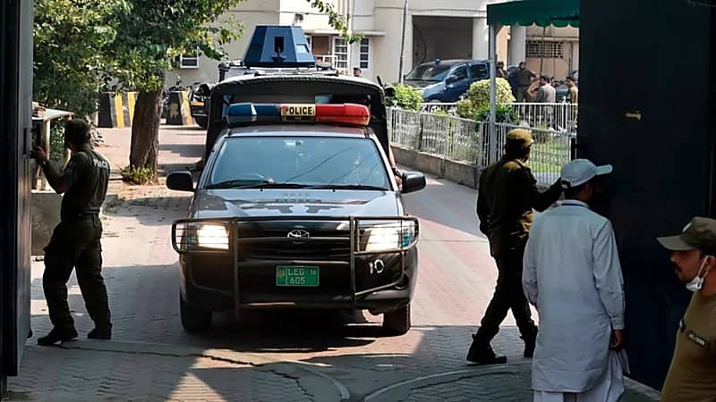 باكستان.. الإفراج عن مغتصب عقب تسوية للزواج بضحيته