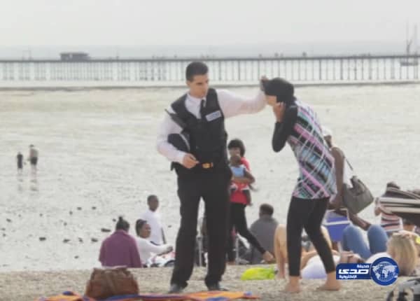 بالفيديو..كشف حقيقة نزع "بوركيني" محجبة علي الشاطئ