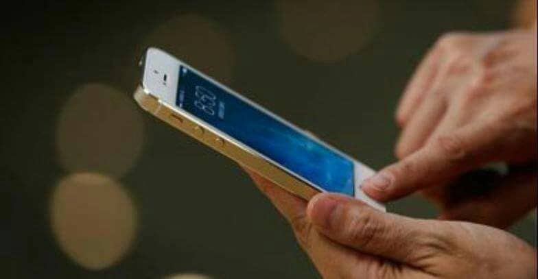 أكاديمي يتلقى رسالة تهديد من أحد طلابه على جواله