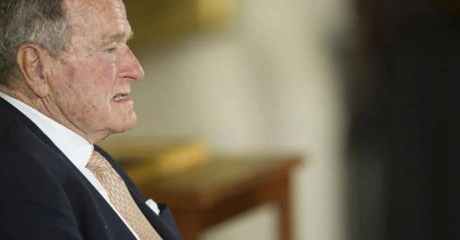 تعرف علي أسباب غياب جورج بوش الأب وجون كيري عن حفل تنصيب ترامب