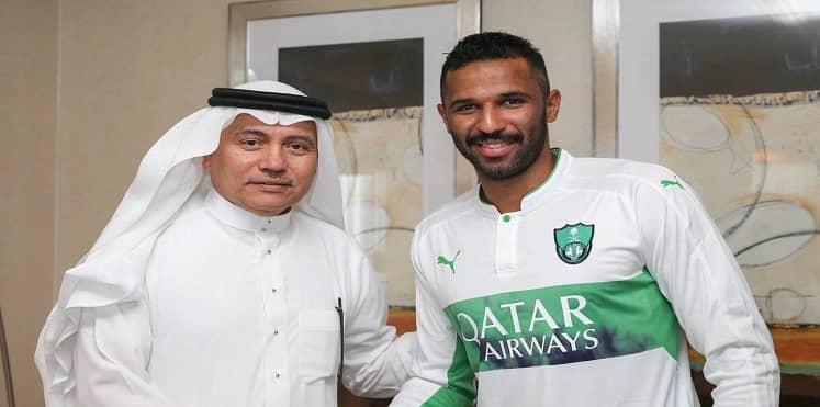 مسئول شبابي يهنئ العويس بالانتقال للأهلي ويطلب الاستمرار في القضية