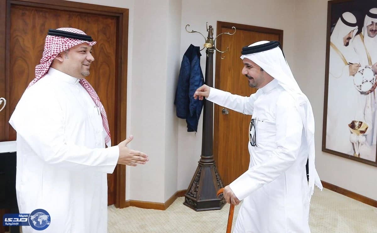 عادل عزت يستقبل وفد قناة الكأس