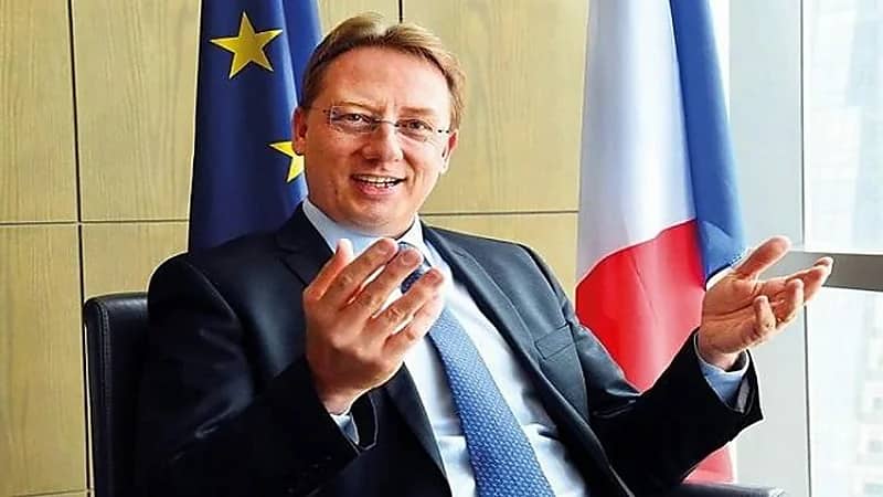 سفير فرنسا بالمملكة: أصدقائنا السعوديين يمكنكم السفر إلى باريس ابتداءً من 9 يونيو الجاري 