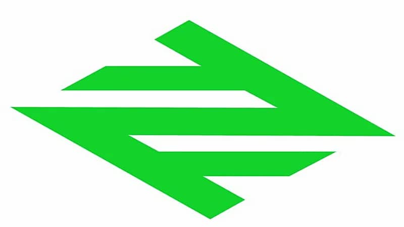 إزالة التحويلة المرورية على طريق الأمير سلطان بن عبدالعزيز وشارع عبدالله الحمدان