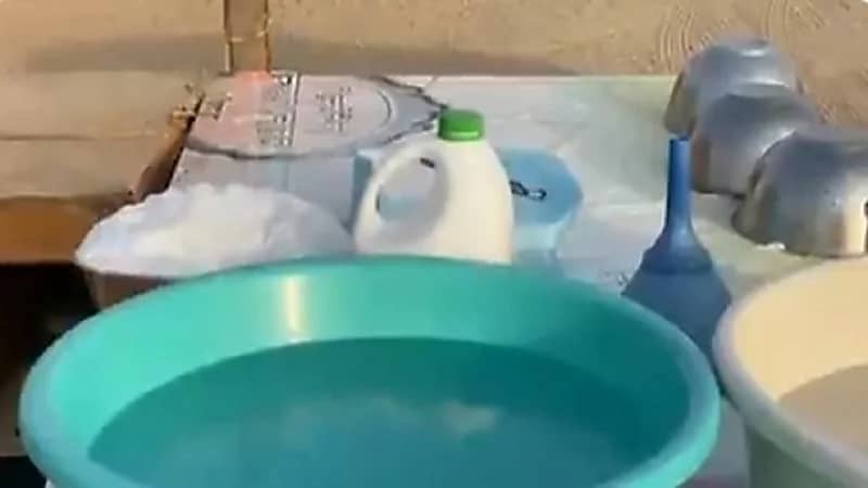 بالفيديو.. تشديدات على خطورة شراء حليب الإبل من الباعة المتجولين