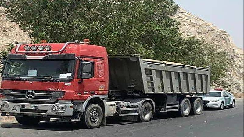 ضبط قائد شاحنة يسير عكس الاتجاه فى مكة