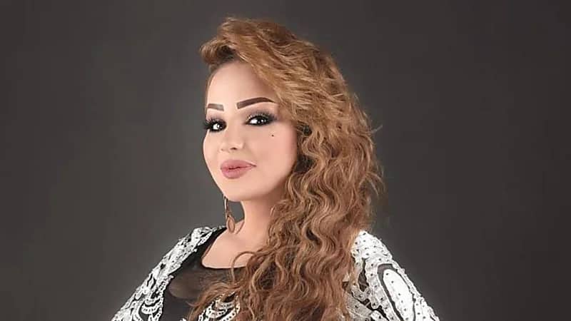 شهد الشمري تثير ضجة كبيرة بصورتها مع ضابط عراقي وتعلق:" لم تحمل أي نوايا"