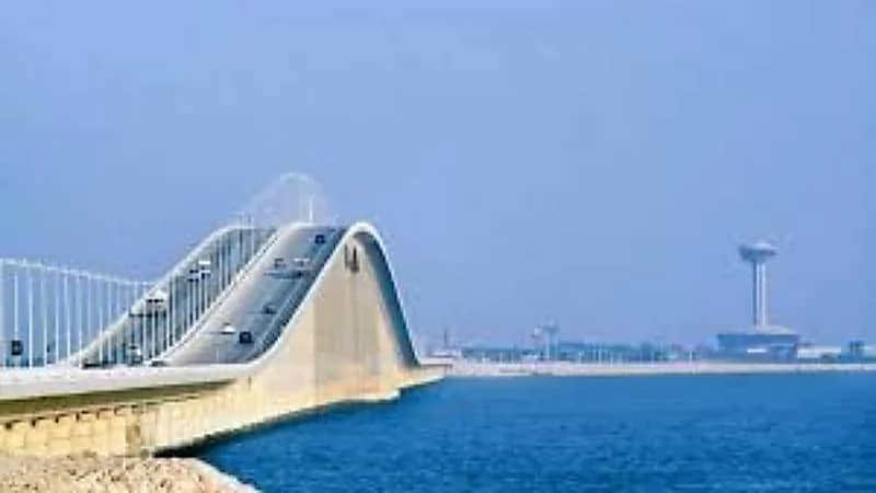 جسر الملك فهد يكشف عن متطلبات مغادرة المملكة إلى البحرين