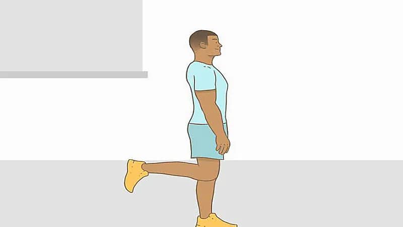 دراسة : الأشخاص الذين لا يستطيعون الوقوف على قدم واحدة حياتهم في خطر