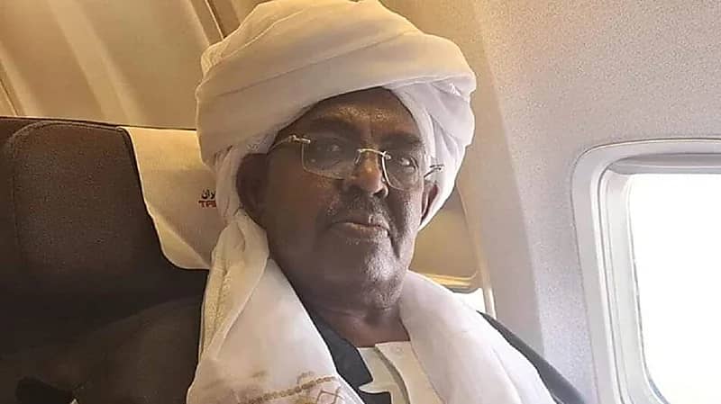 جدل في السودان بعد عودة رئيس وزراء البشير