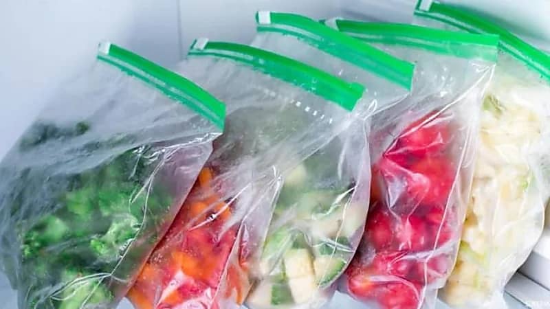 أطعمة ومواد غذائية لا تصلح للتجميد