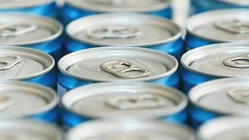 استشاري: مشروبات الطاقة تسبب تسمم وغيبوبة وتشنجات