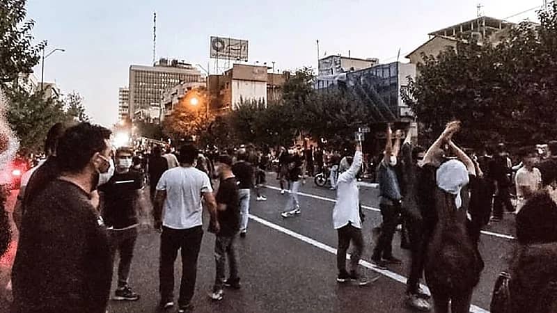 منظمة حقوقية: اعتقال 39 صحفيًا في إيران خلال 3 أشهر