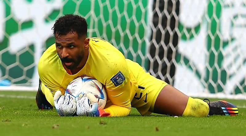 ترشيح العويس لجائزة أفضل حارس في العالم لعام 2022