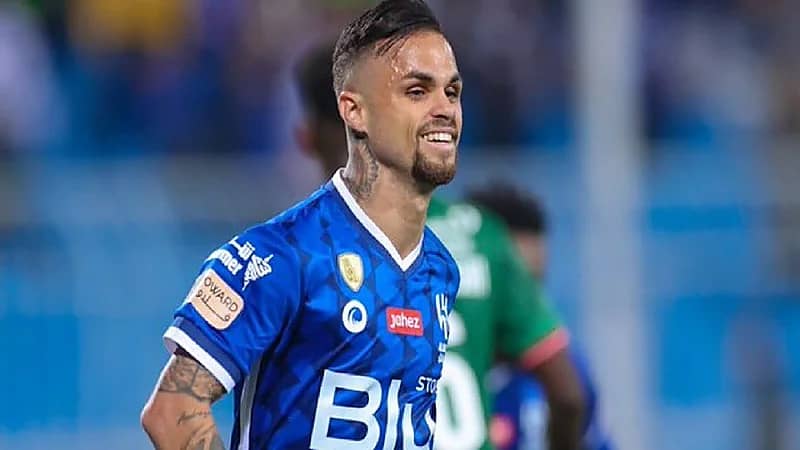 مدرب جريميو: الهلال وفيفا يعرقلان رحيل ميشايل