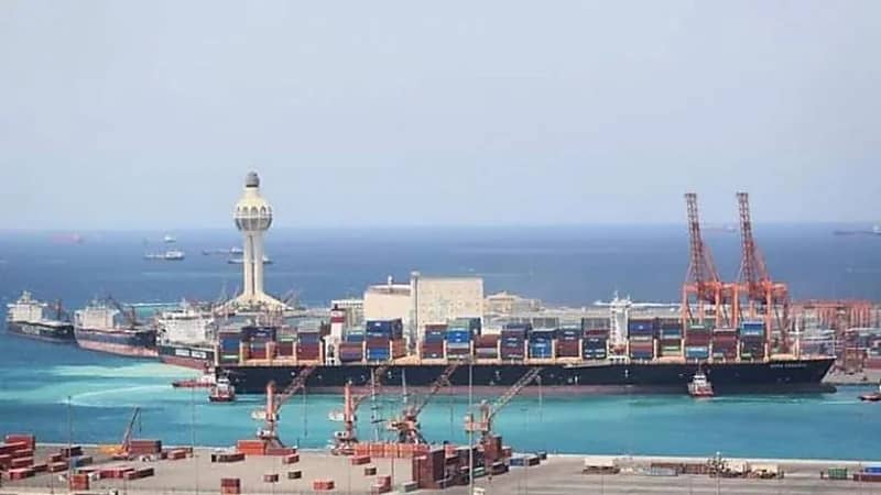 محيط ميناء جدة الإسلامي يسجل أعلى كمية أمطار