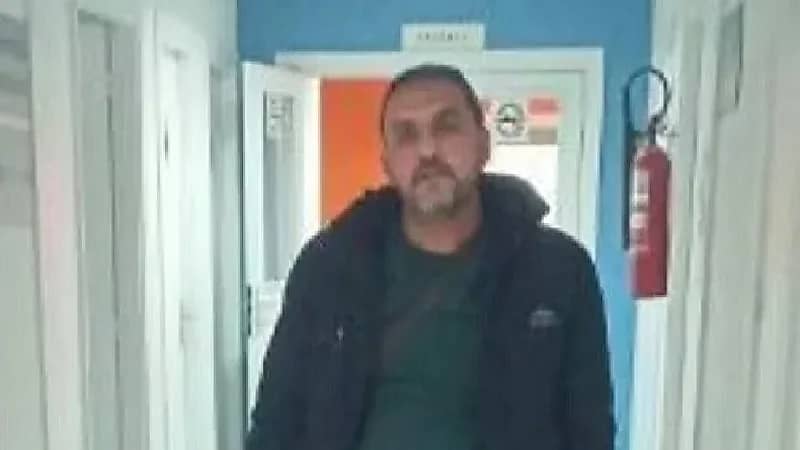 بالصور.. استخراج بقايا سكين علقت في ظهر شاب 26 عاماً